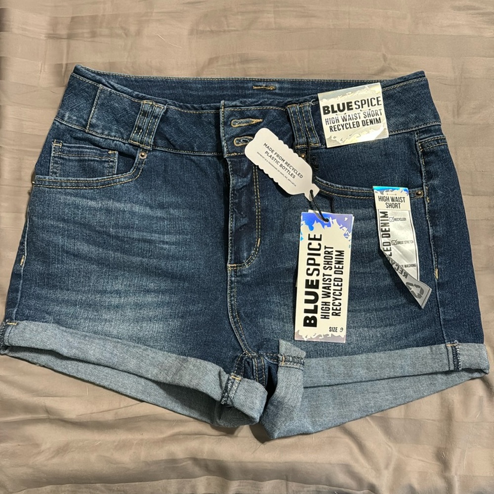 NWT HIGH WAIST DENIM SHORTS